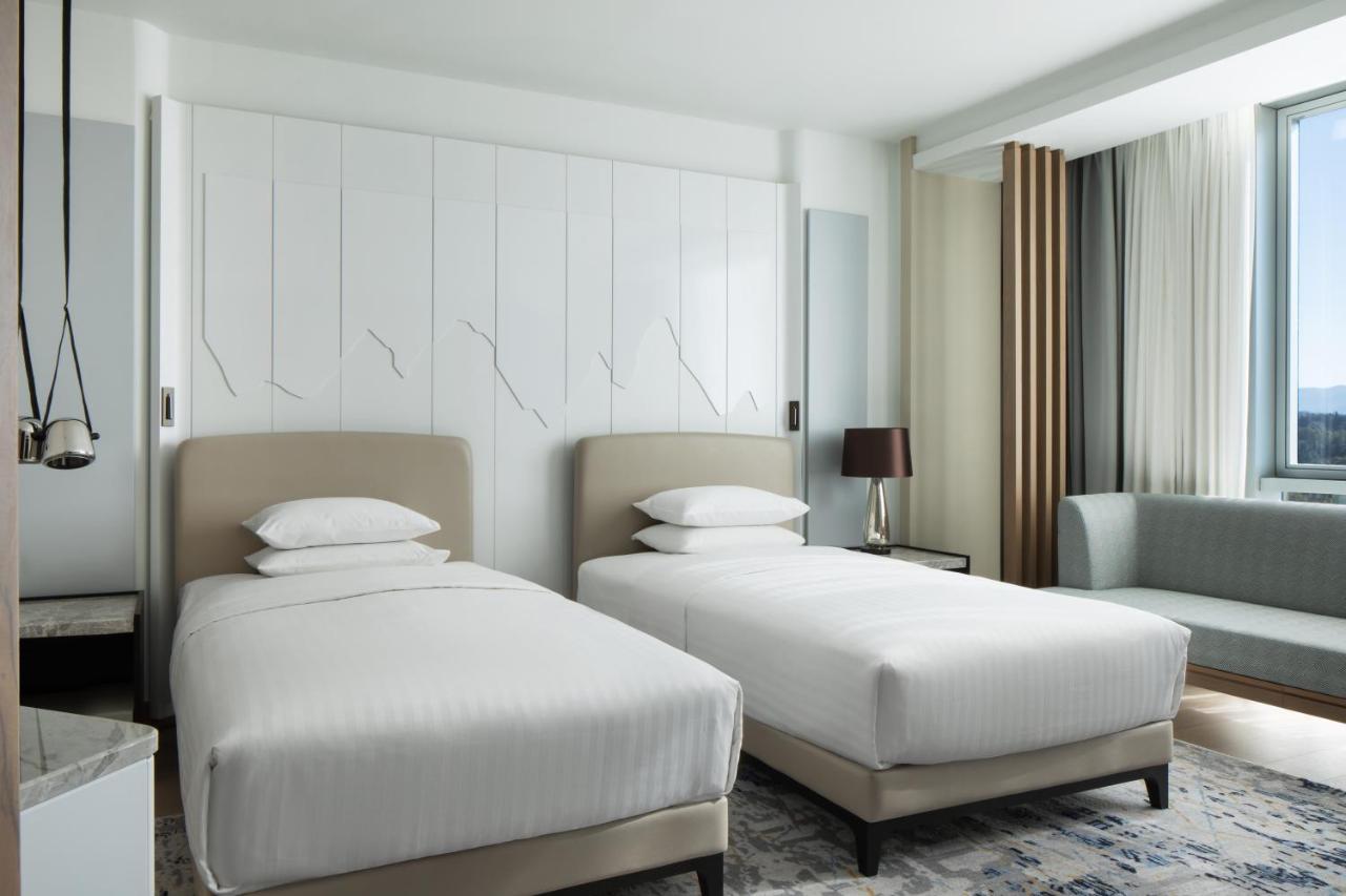Tirana Marriott Hotel Zewnętrze zdjęcie